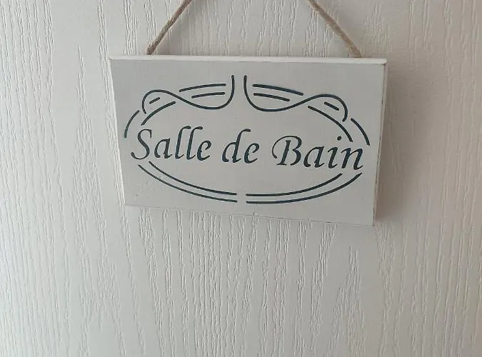 Les Insolites De Апартаменты Champeix