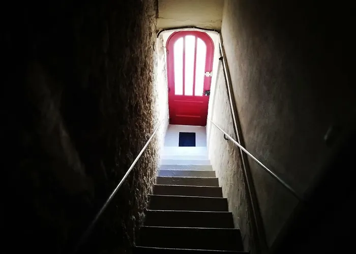 Les Insolites De Апартаменты Champeix